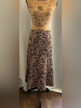 Leopard Print A-Line Midi Skirt in Brown and Black